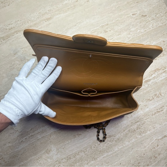 Chanel Tan Lambskin Caviar Quilted Jumbo Classic Double Flap Bag (2014-2015) - Picture 7 of 15